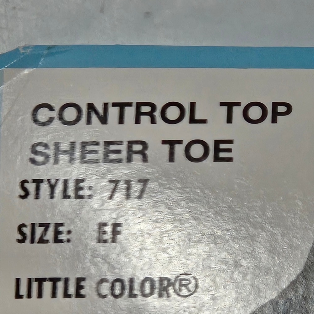 Hanes Silk Reflections Silky Sheer Control Top Pantyhose Little Color Size EF - Picture 3 of 8